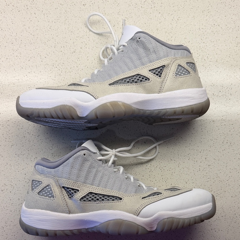 Jordan XI Retro Low IE Light Orewood Brown Men’s 10